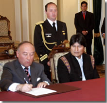 Signing of Agreements with Bolivia amounting to more than US$42 million