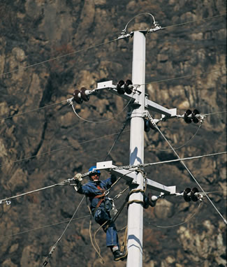 CAF libera crédito de USD 50 milhões para fortalecer sistema elétrico peruano