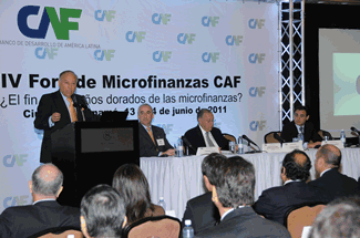 Panama becomes international showcase for analysis of microfinance