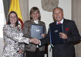 CAF apóia programa na Colômbia para melhorar a educação e combater a desigualdade