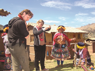 Mais de 3.300 indígenas que vivem em situação de pobreza já se beneficiam do programa de turismo rural comunitário “RUTAS” 