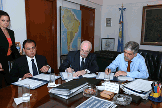   CAF e Ministérios De Planejamento Federal e Agricultura Assinam Acordo de Cooperação para a Geração de Energia Sustentável 