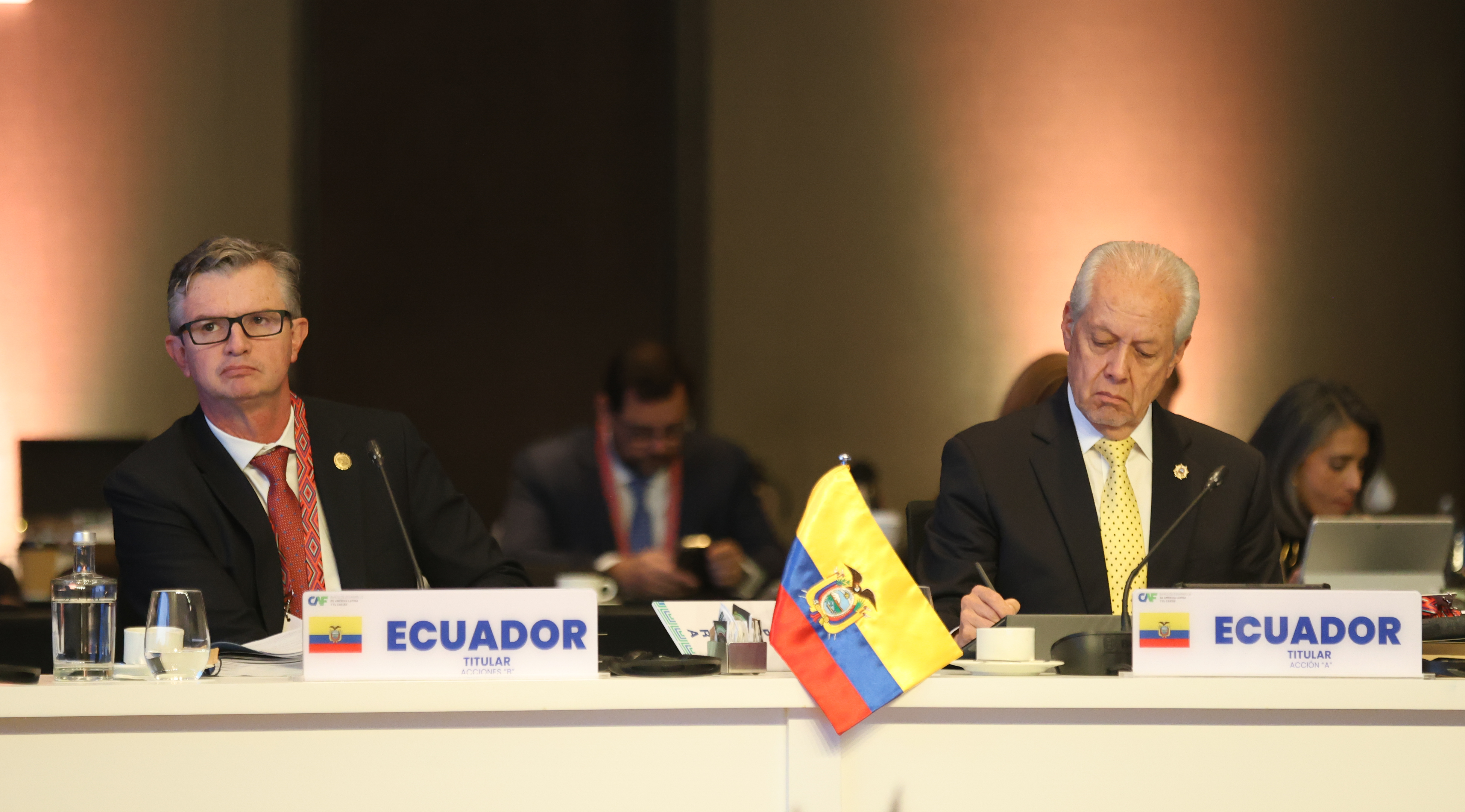 CAF approves USD 400 million for small businesses in Ecuador